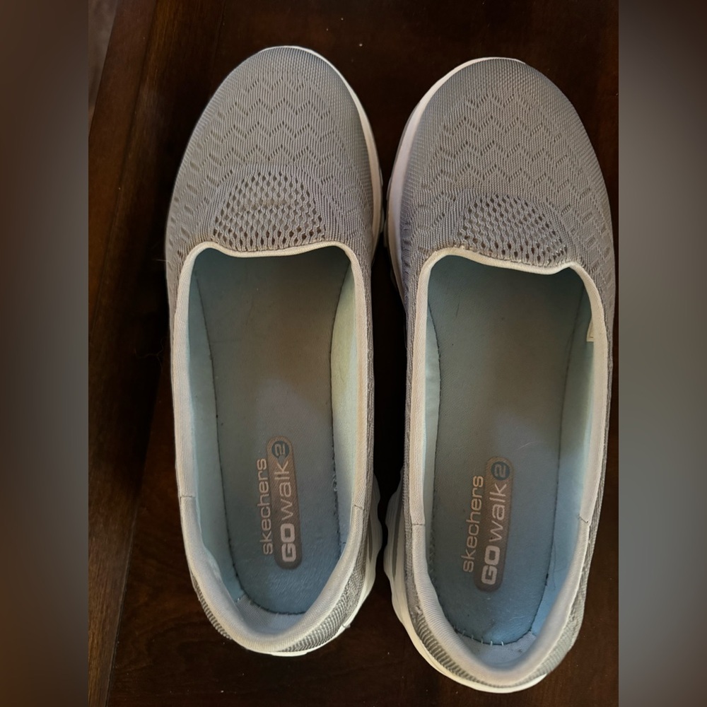 Skechers go walk slip ons